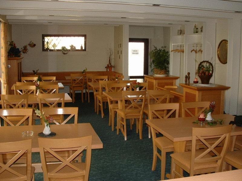 Hotel Koch Maingau Obertshausen Exteriör bild